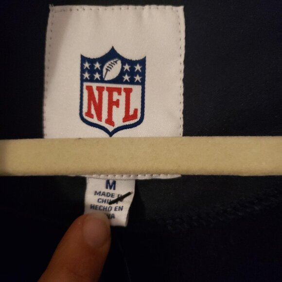 NFL Bears Half Zip - Picture 2 of 2